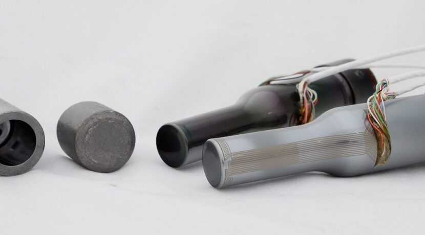 Multisensory tools for digital process monitoring