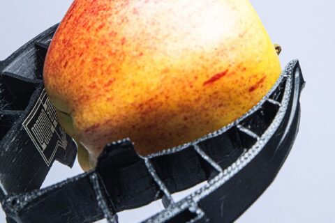 The Robotic Hand Learns to Feel